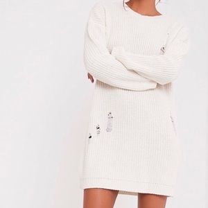 Sweater dress . Prettylittlething